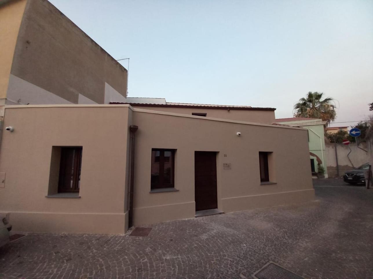 La Casetta Guest House Oristano Esterno foto